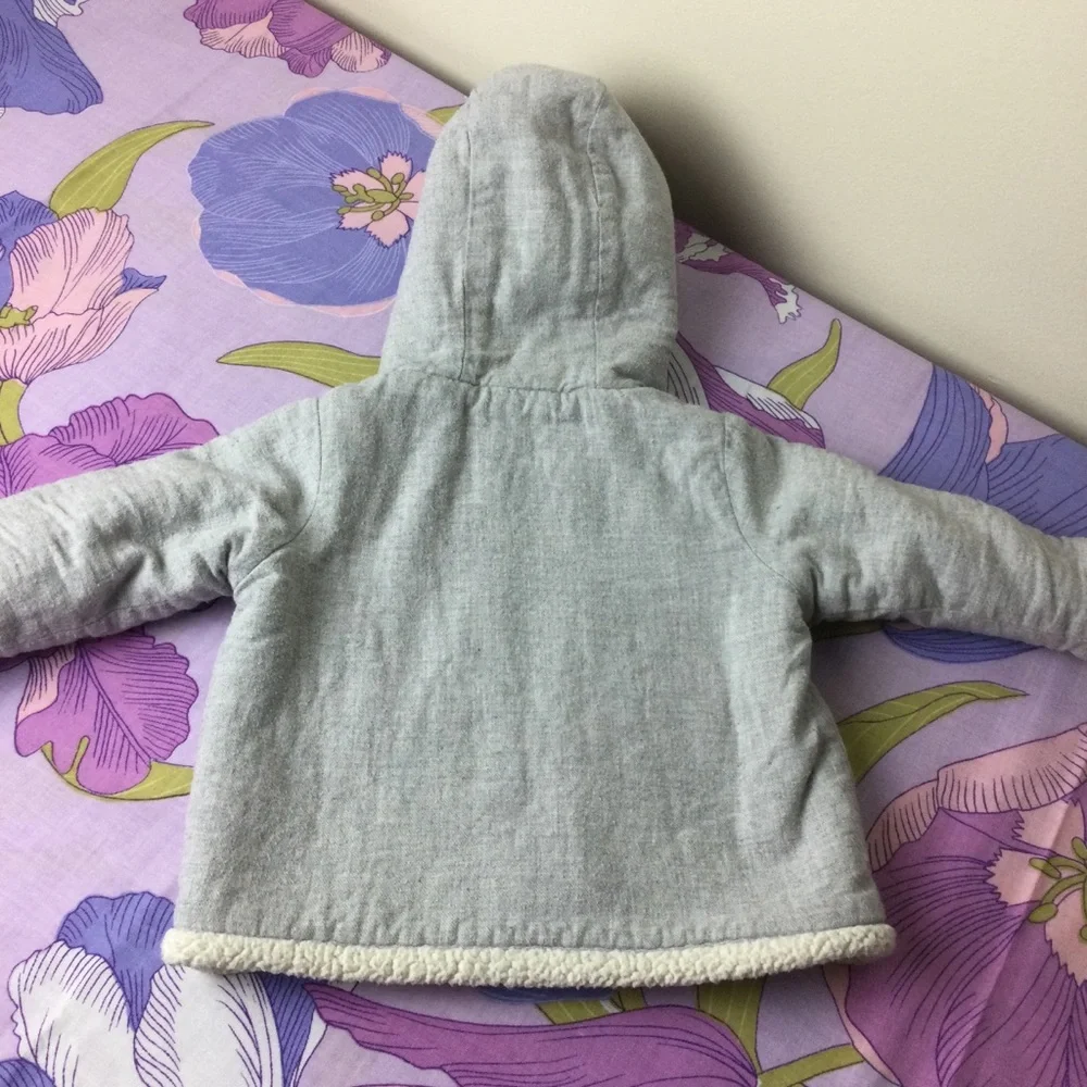 EUC Carter’s Baby Set Zip-Up  Lightweight Jacket & pants 9 months